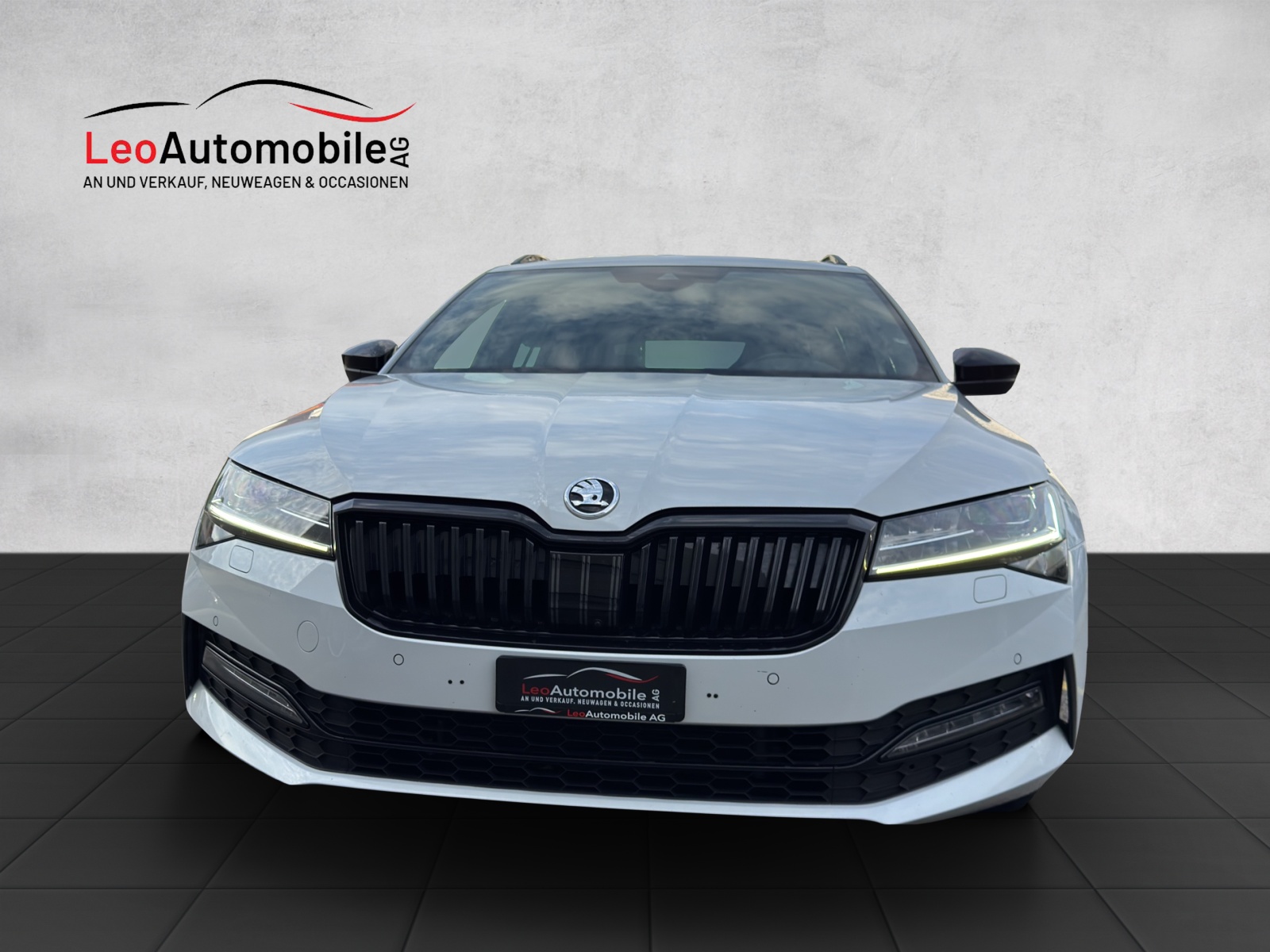 SKODA Superb Combi 2.0 TDi SportLine 4x4 DSG-image-7