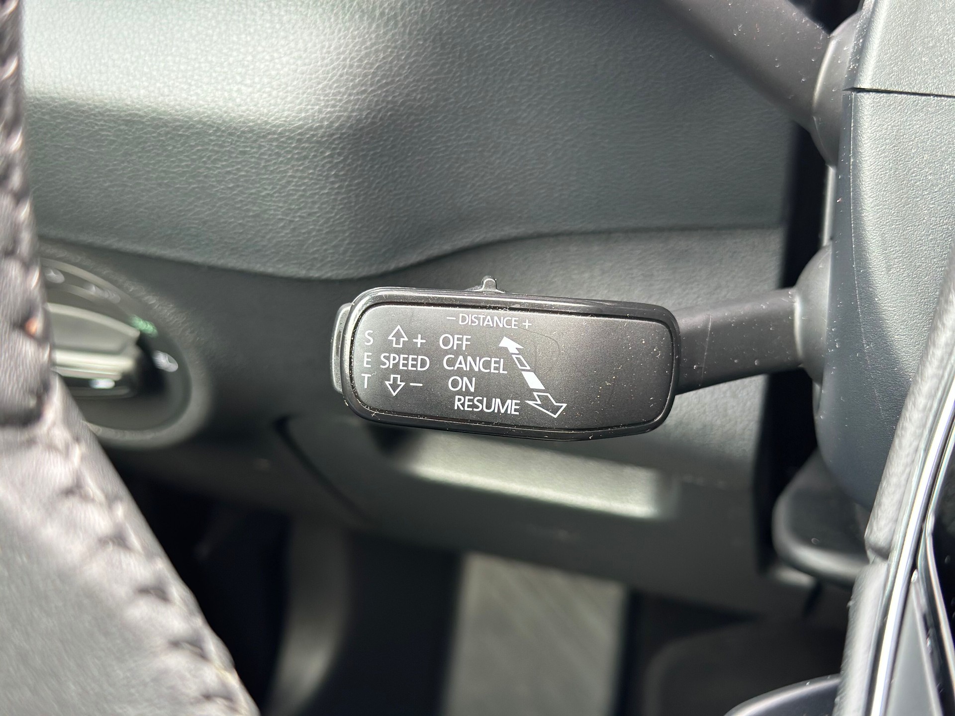 SKODA Karoq 2.0 TDI CR Ambition 4x4 DSG-image-11