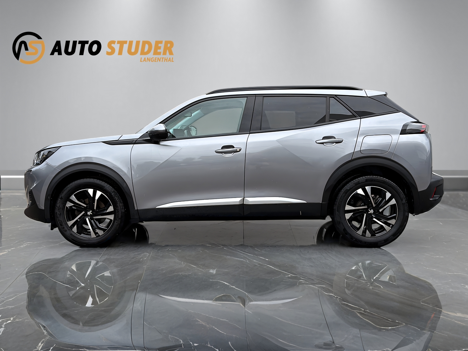 PEUGEOT 2008 1.2 PureTech 130 Allure-image-7