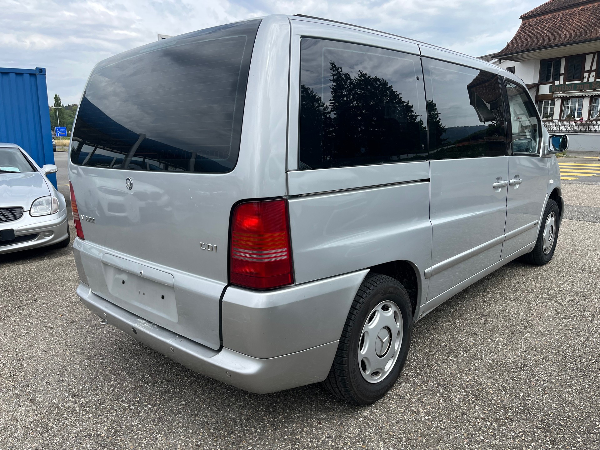 MERCEDES-BENZ V 220 CDI Fashion-image-5