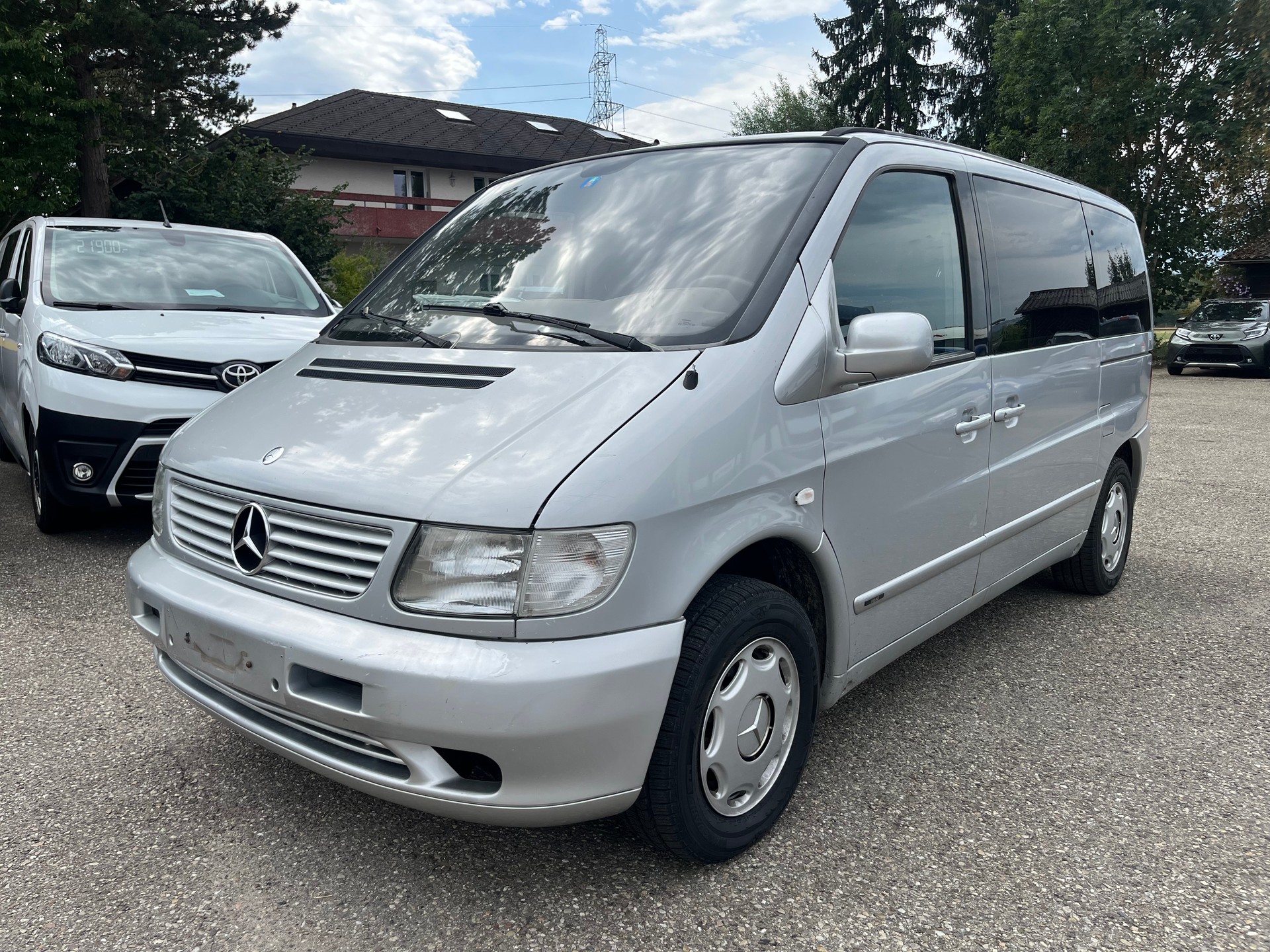 MERCEDES-BENZ V 220 CDI Fashion-image-0