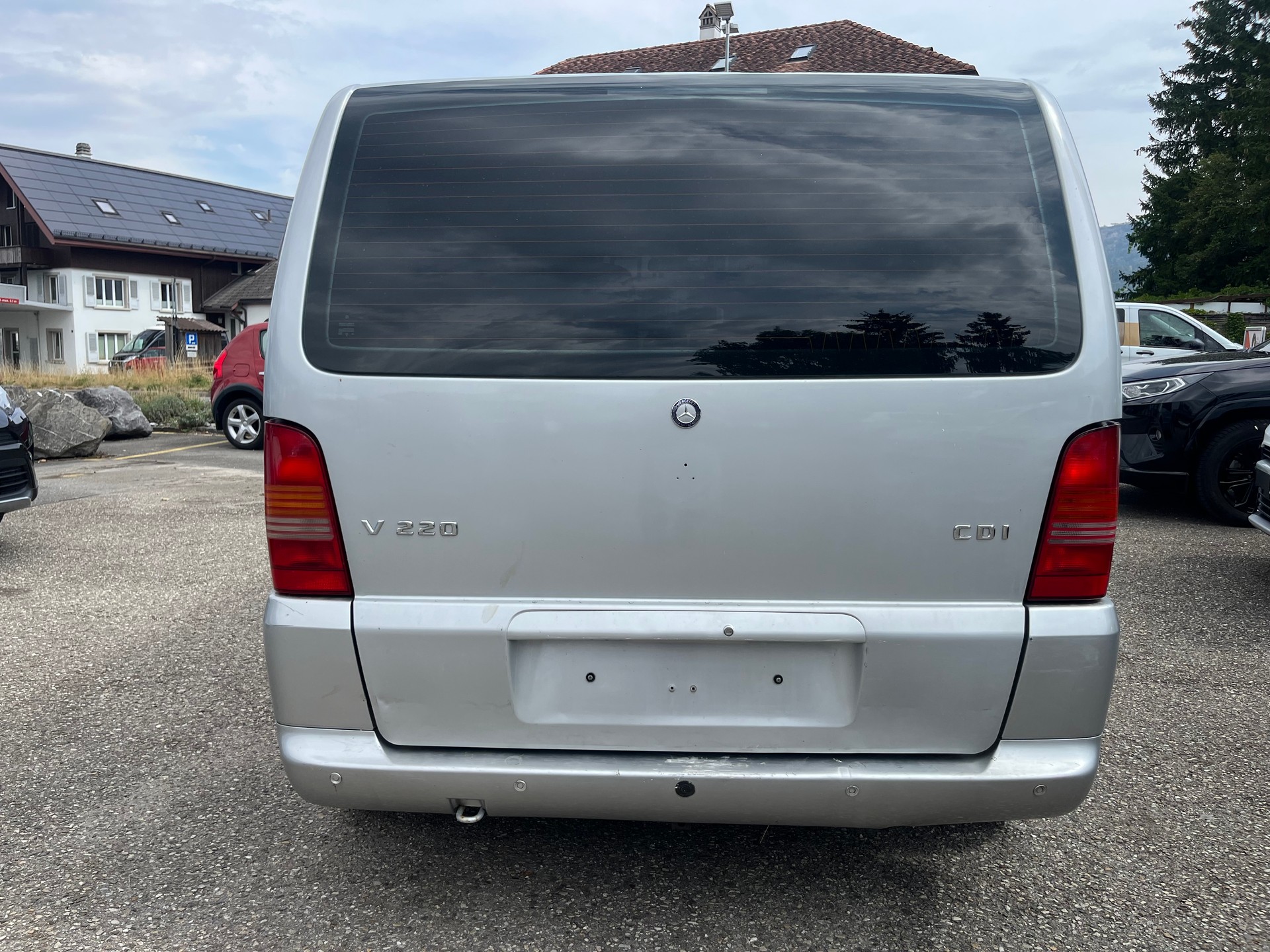 MERCEDES-BENZ V 220 CDI Fashion-image-4