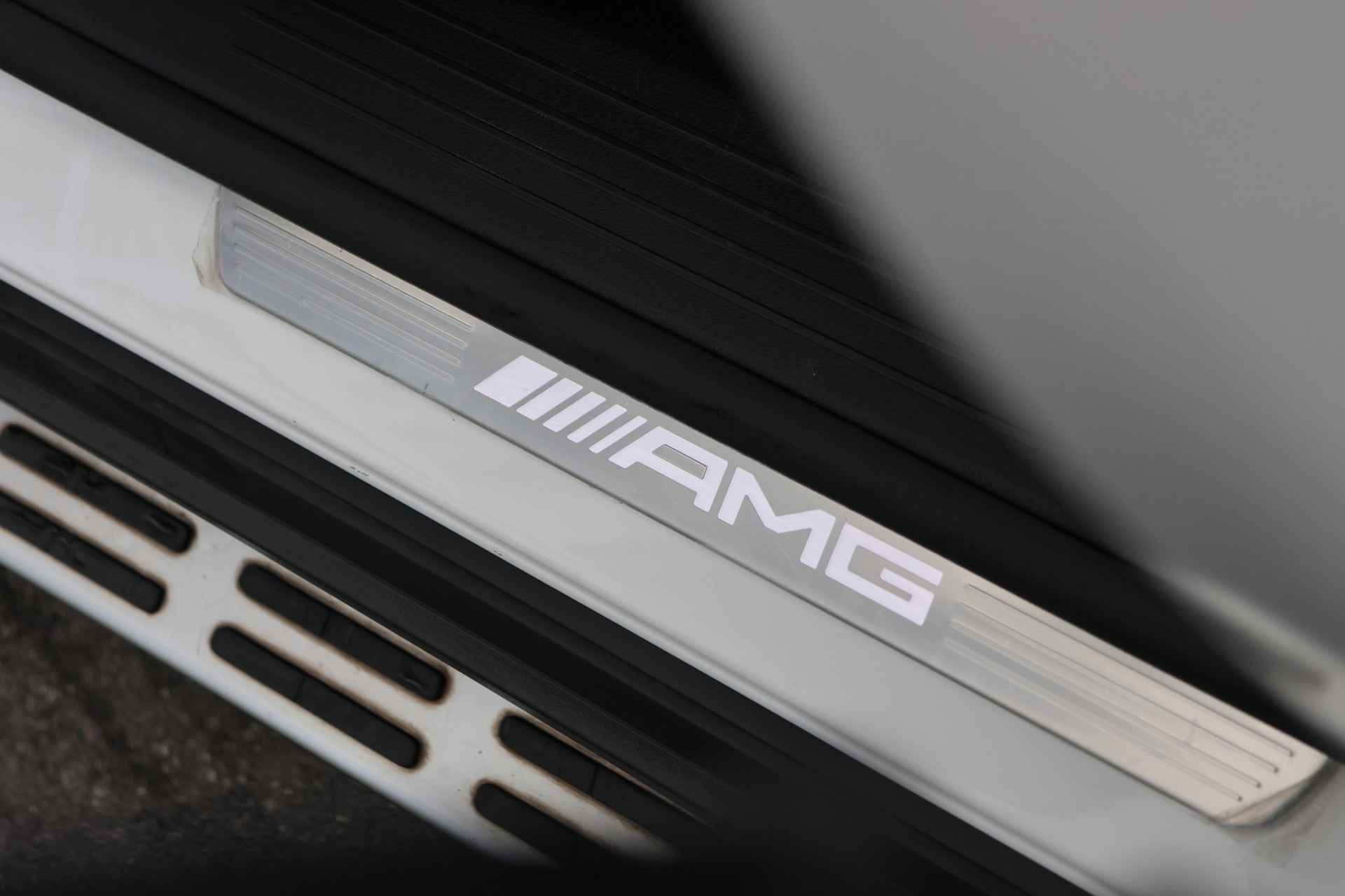 MERCEDES-BENZ GLE 63 S AMG 4Matic+ 9G-Speedshift (CH) *Designo* + 3.5T AHK-image-25