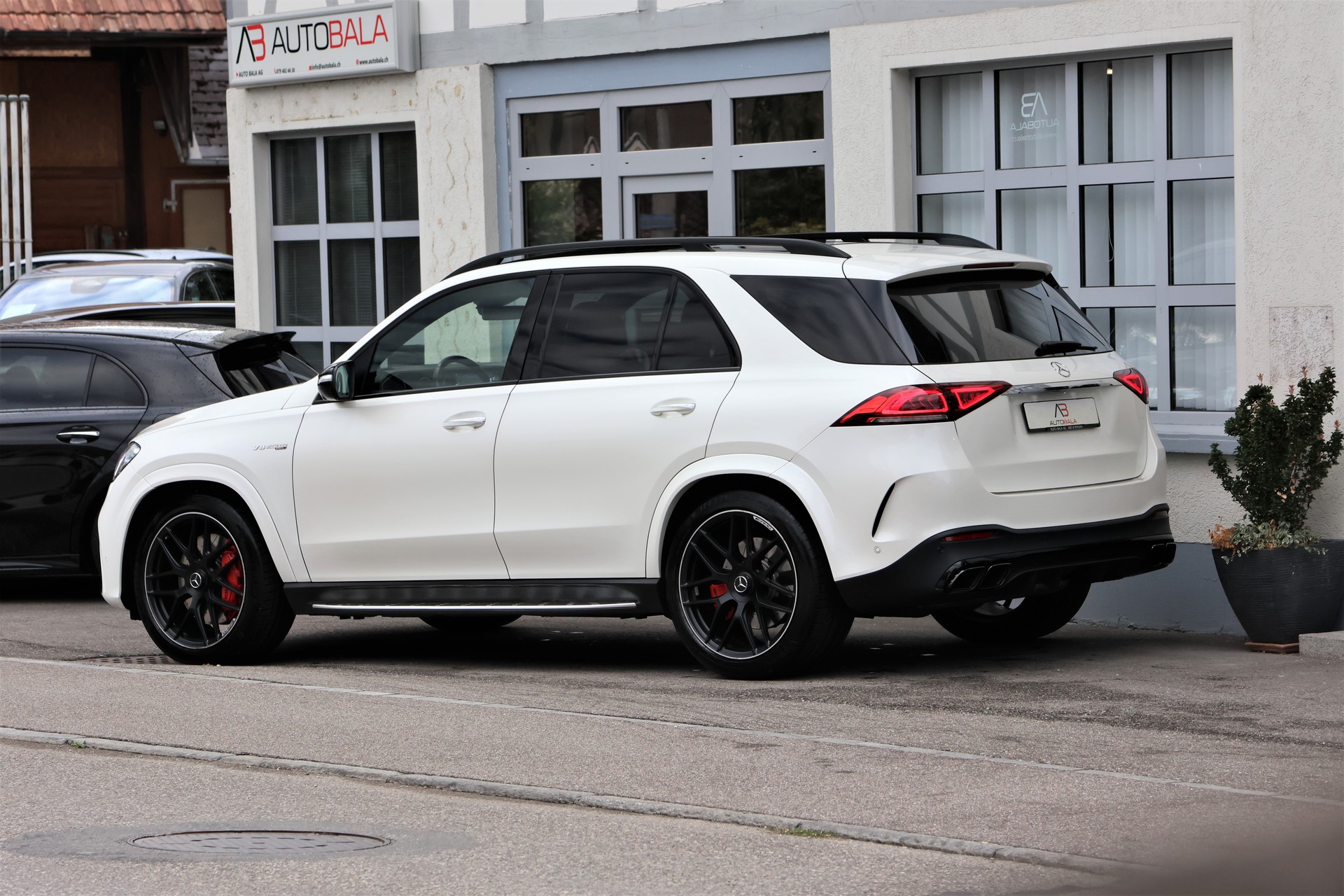 MERCEDES-BENZ GLE 63 S AMG 4Matic+ 9G-Speedshift (CH) *Designo* + 3.5T AHK-image-4