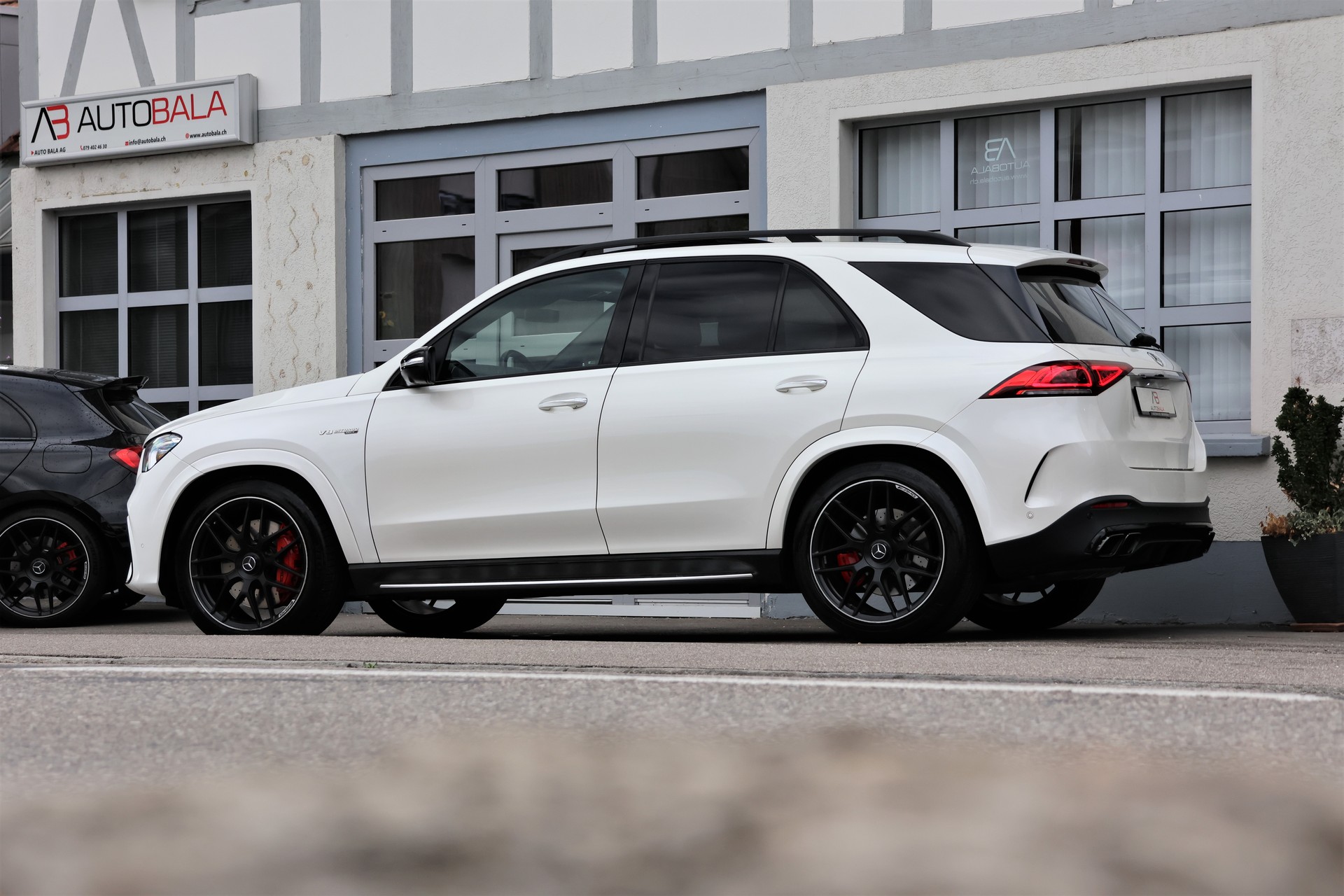 MERCEDES-BENZ GLE 63 S AMG 4Matic+ 9G-Speedshift (CH) *Designo* + 3.5T AHK-image-3