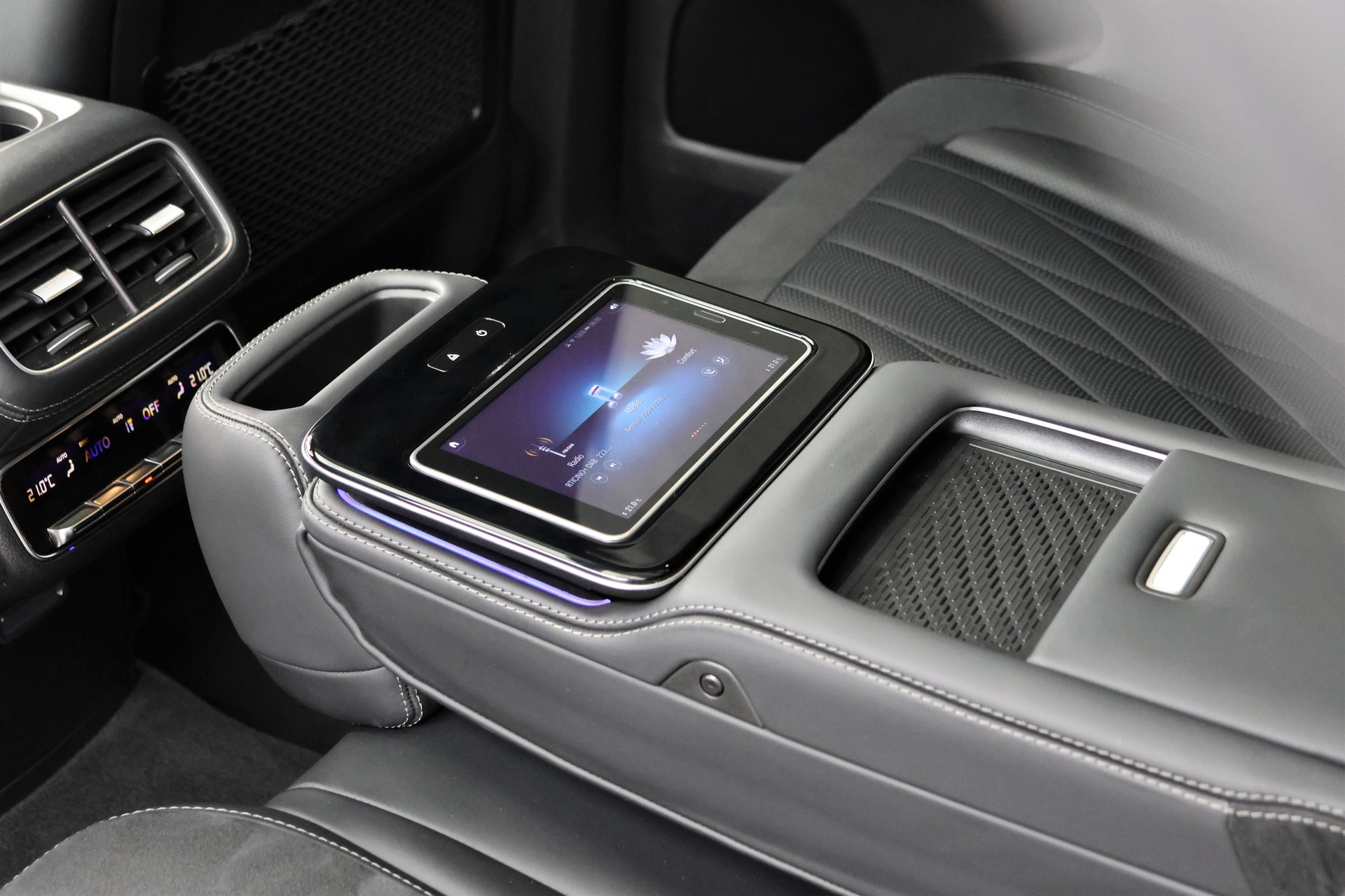 MERCEDES-BENZ GLE 63 S AMG 4Matic+ 9G-Speedshift (CH) *Designo* + 3.5T AHK-image-15