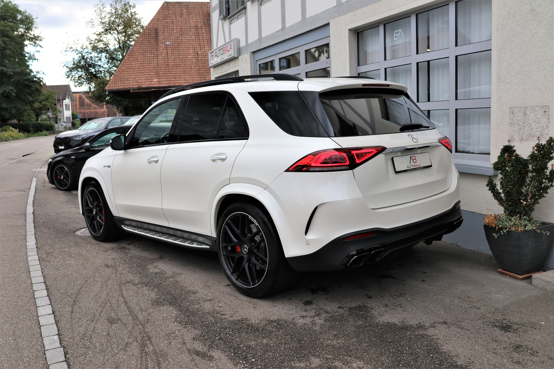 MERCEDES-BENZ GLE 63 S AMG 4Matic+ 9G-Speedshift (CH) *Designo* + 3.5T AHK-image-6