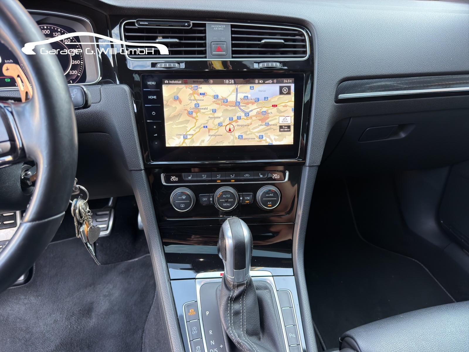 VW Golf 2.0 TSI R 4Motion DSG-image-15