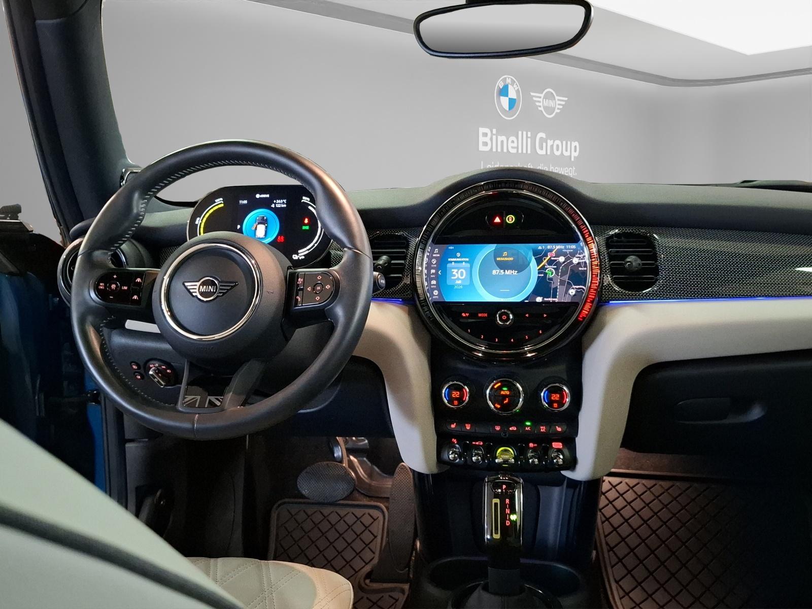 MINI F56 Cooper SE-image-9