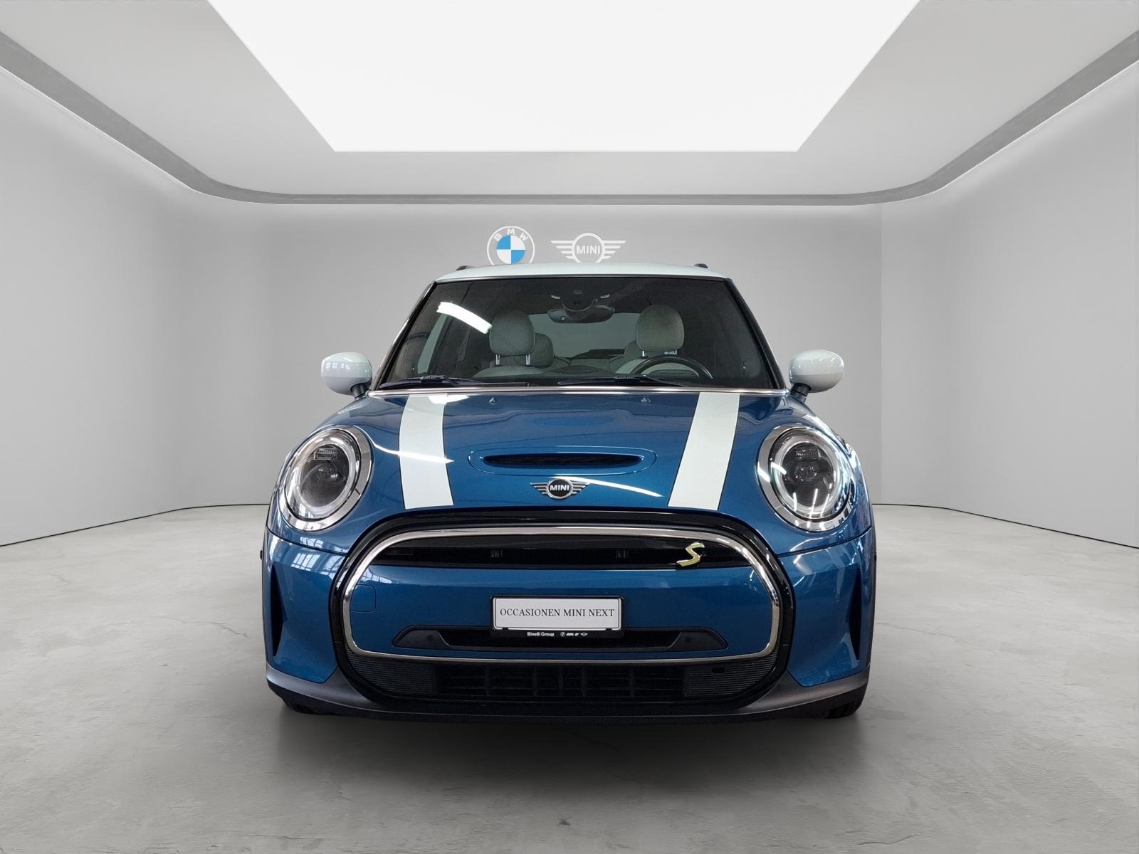 MINI F56 Cooper SE-image-1