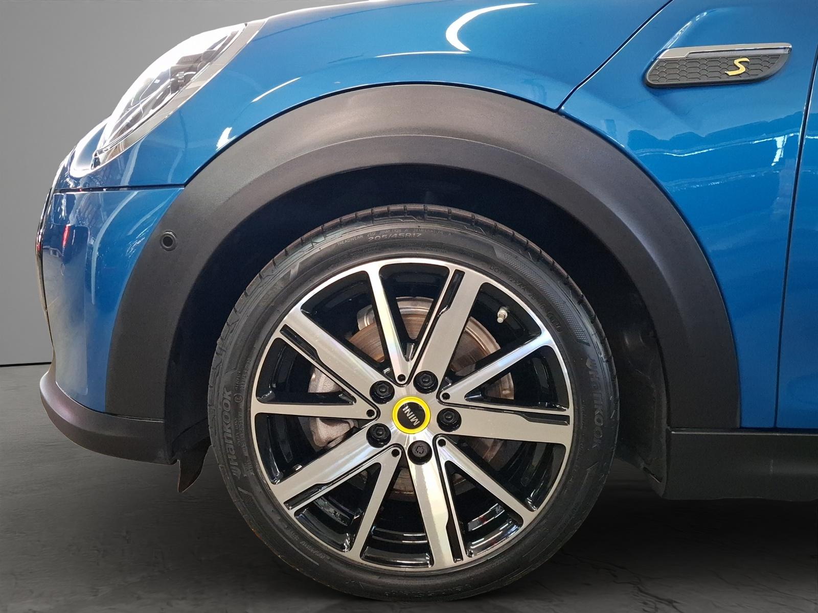 MINI F56 Cooper SE-image-4