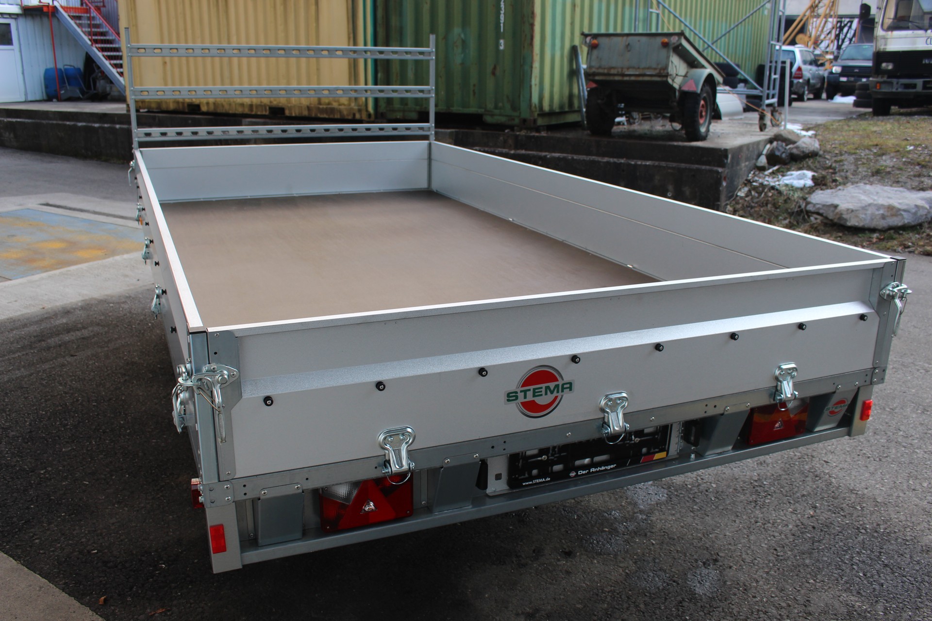 STEMA SHP O2 3500-showroom-element-2