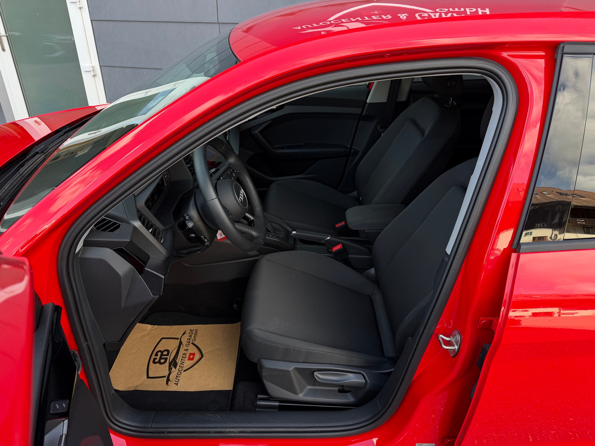 AUDI A1 Sportback 30 TFSI S-tronic °° 5 Jahre / 100'000 Hersteller Garantie °°-image-9