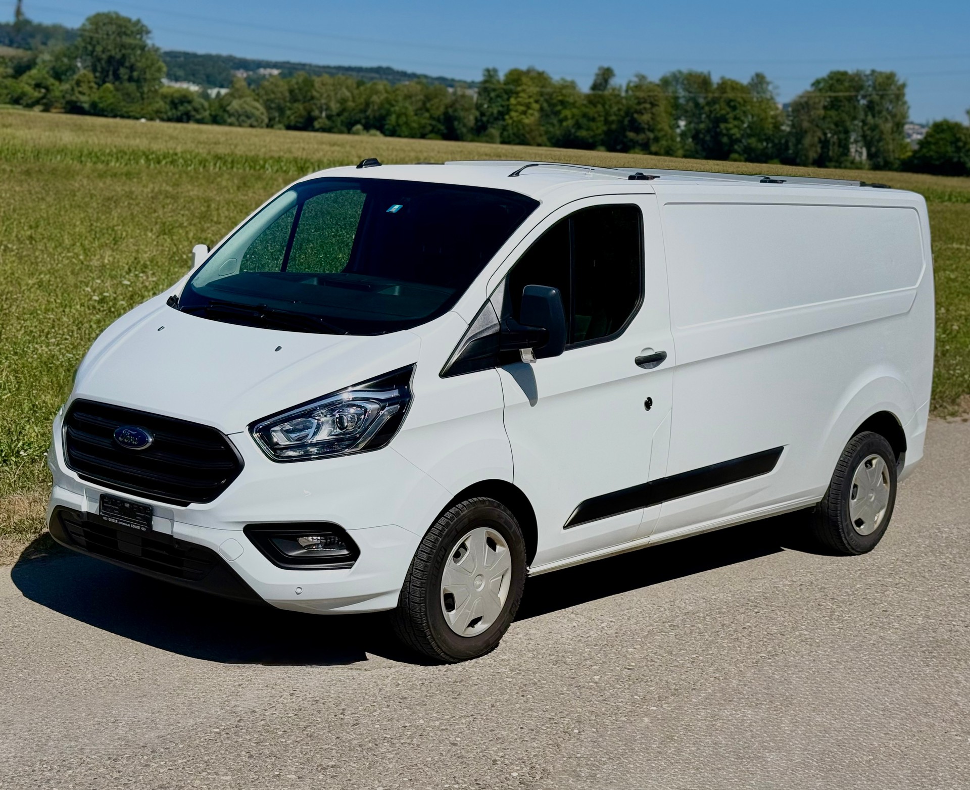 FORD Transit Custom Van 340 L2H1 Limited-image-3