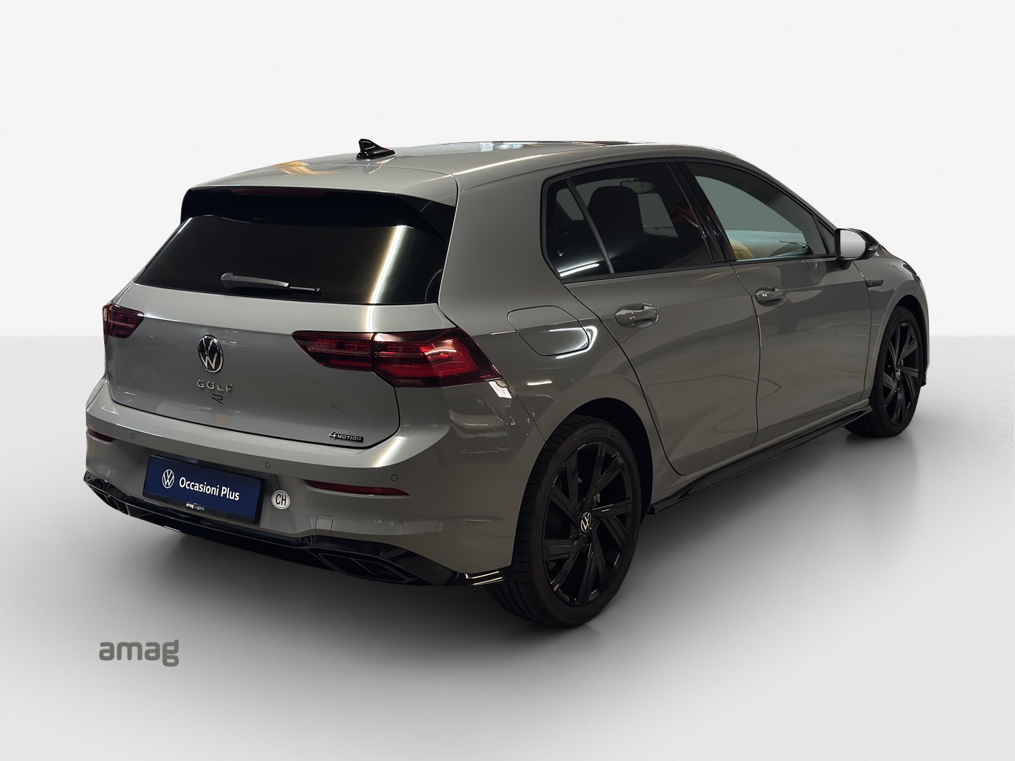 VW Golf 2.0 TSI R-Line DSG 4 Motion-image-4