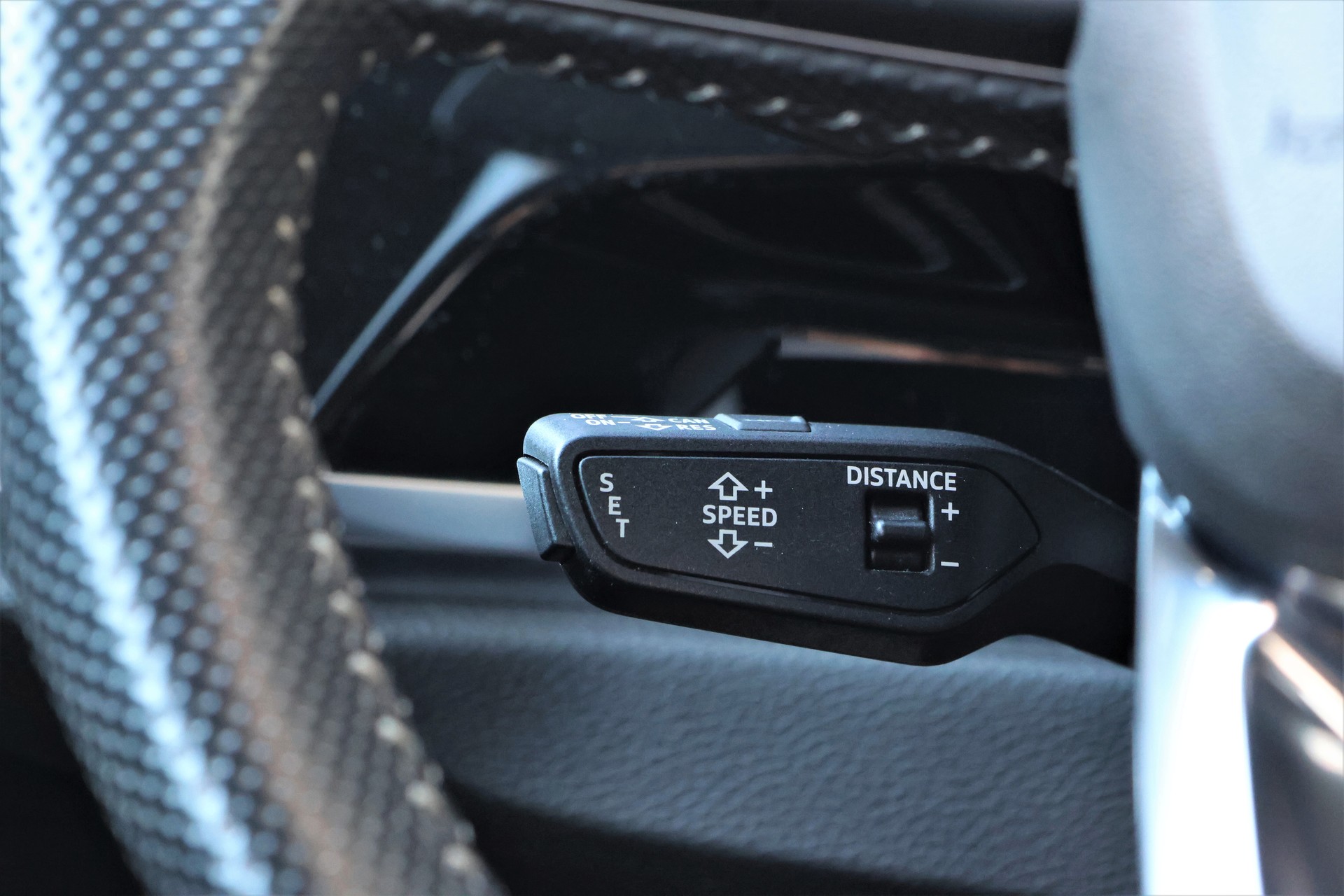 AUDI Q3 45 TFSI S line quattro S-tronic (CH)-image-16