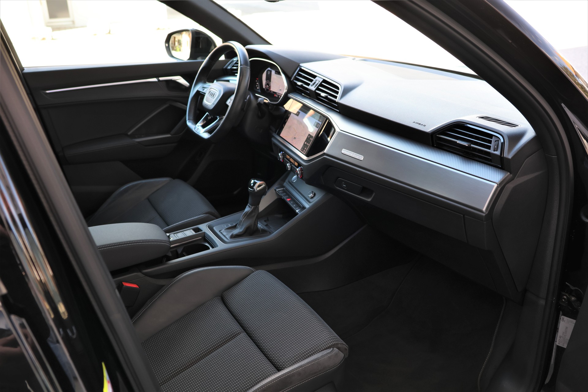 AUDI Q3 45 TFSI S line quattro S-tronic (CH)-image-20