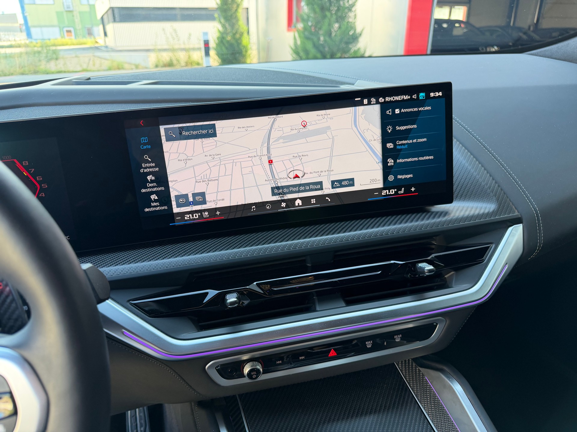 BMW XM xDrive 50e PHEV Steptronic-image-12