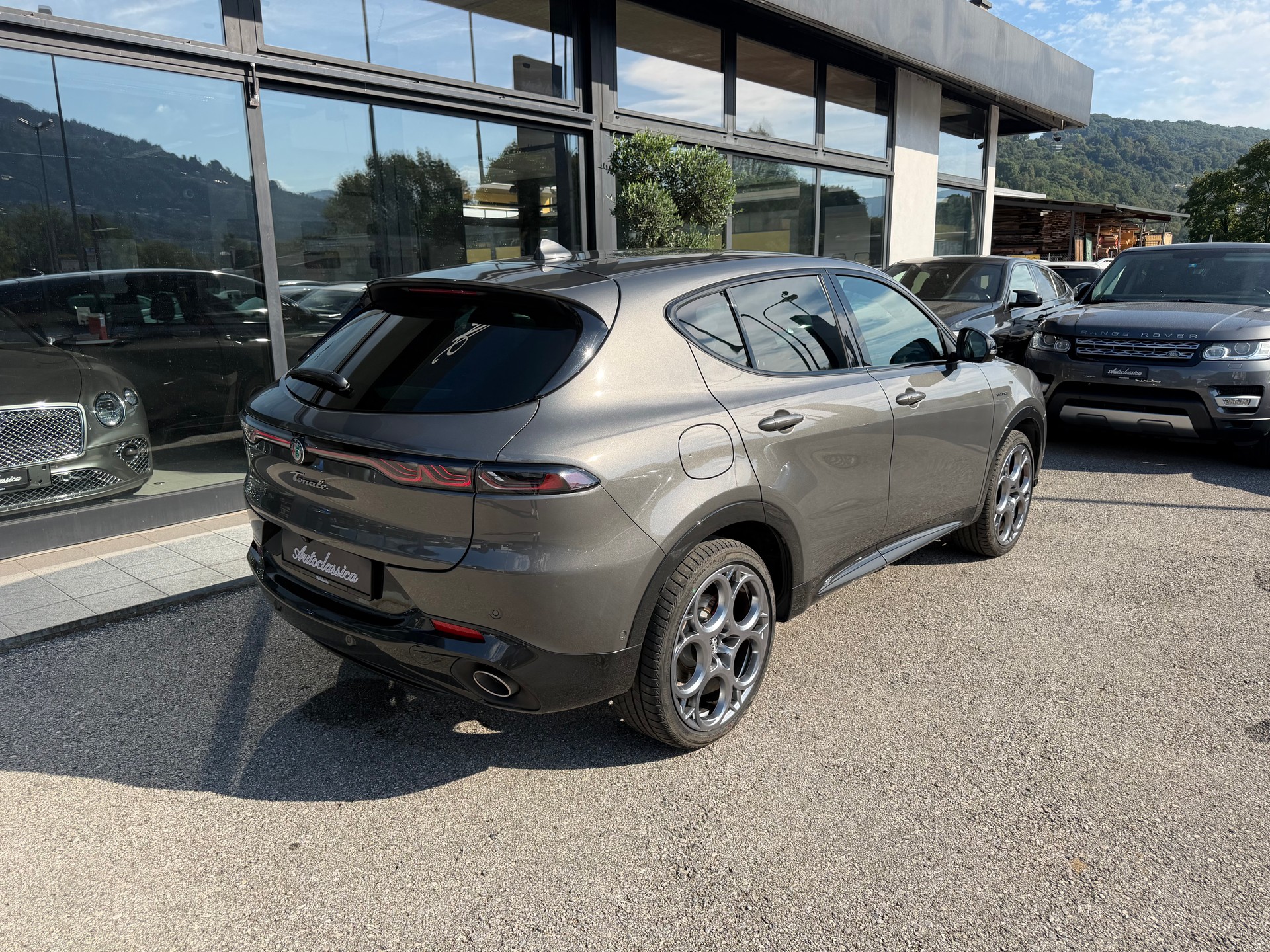 ALFA ROMEO Tonale 1.3 Plug-in-Hybrid Q4 Veloce-image-7