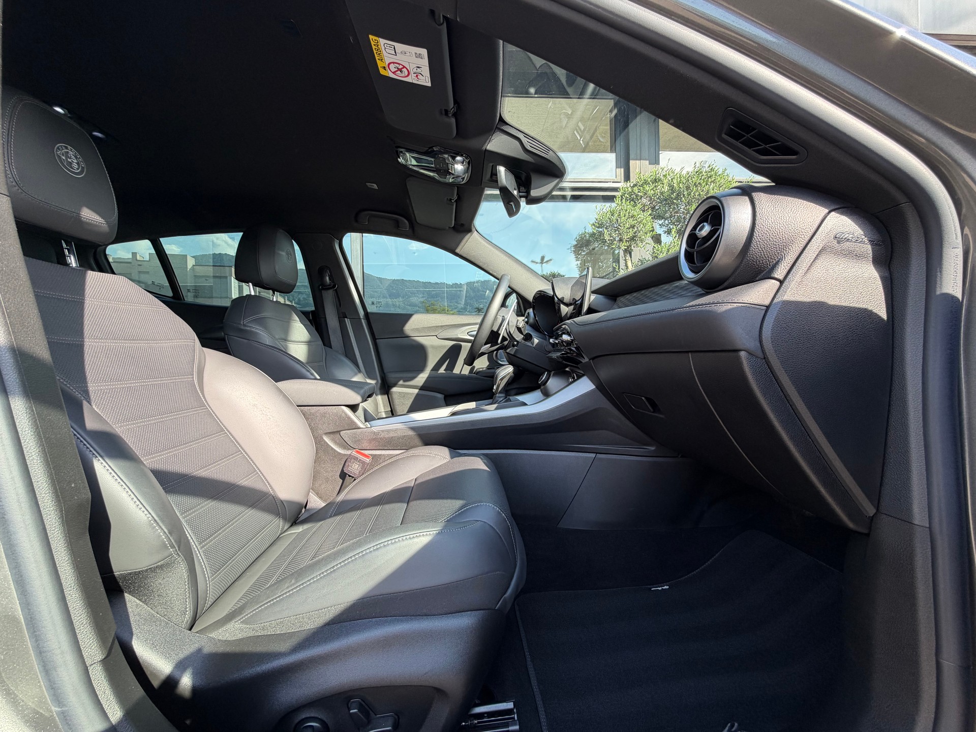ALFA ROMEO Tonale 1.3 Plug-in-Hybrid Q4 Veloce-image-10