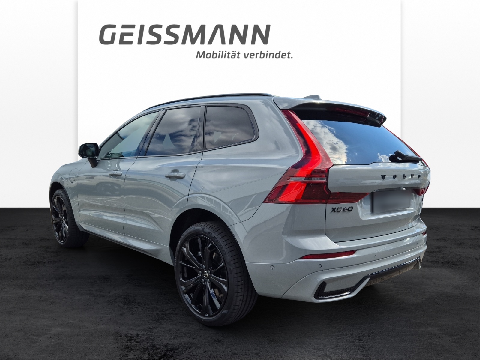 VOLVO XC60 2.0 T6 TE Black Edition eAWD-image-7