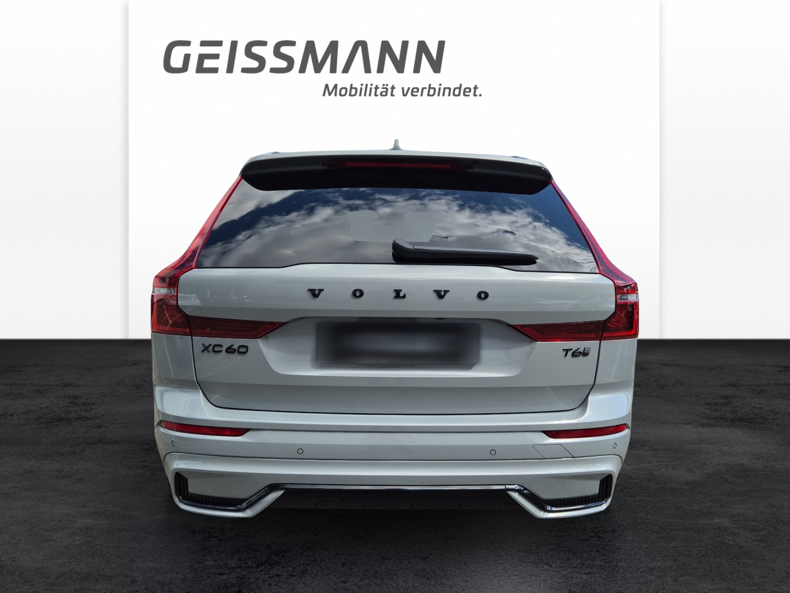 VOLVO XC60 2.0 T6 TE Black Edition eAWD-image-5