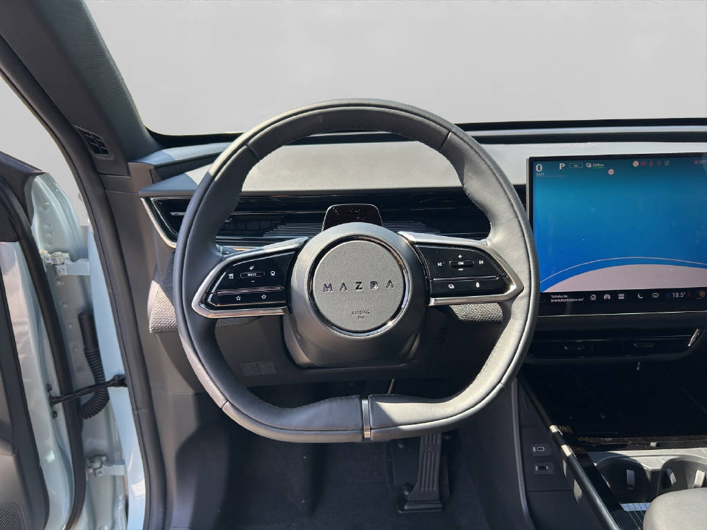 MAZDA CX-6e Takumi BK 21''-image-5