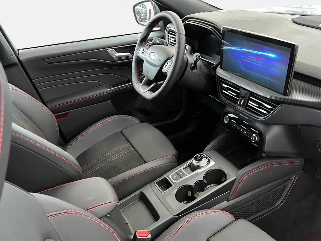 FORD Kuga 2.5 Hybrid ST-Line X 4x4-image-7