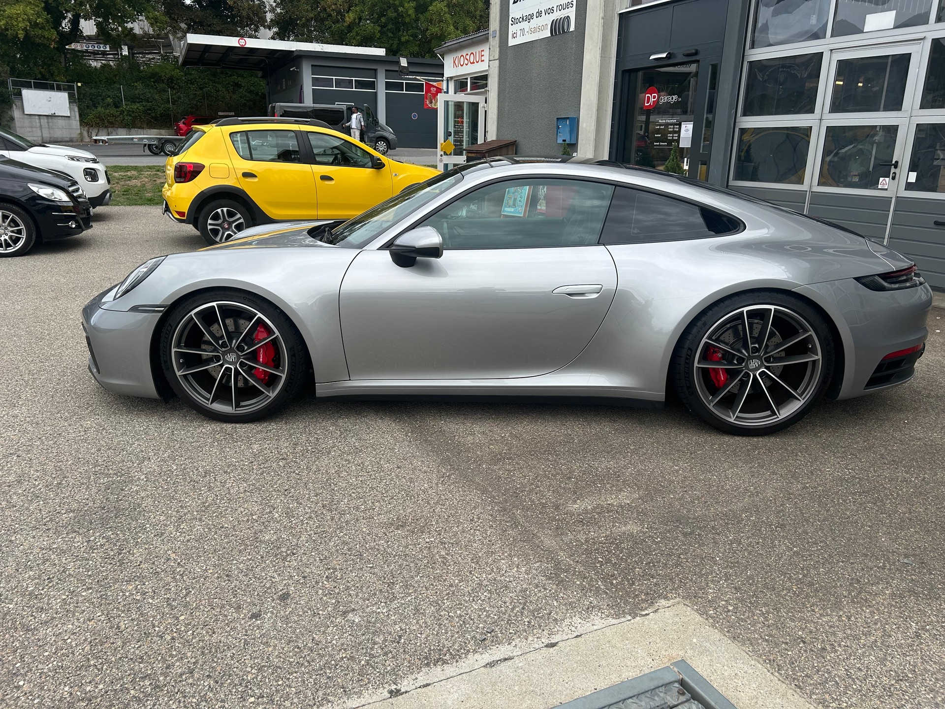 PORSCHE 911 Carrera 4S PDK-image-2