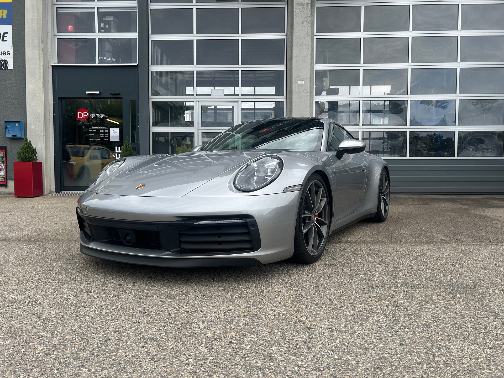 PORSCHE 911 Carrera 4S PDK-image-1