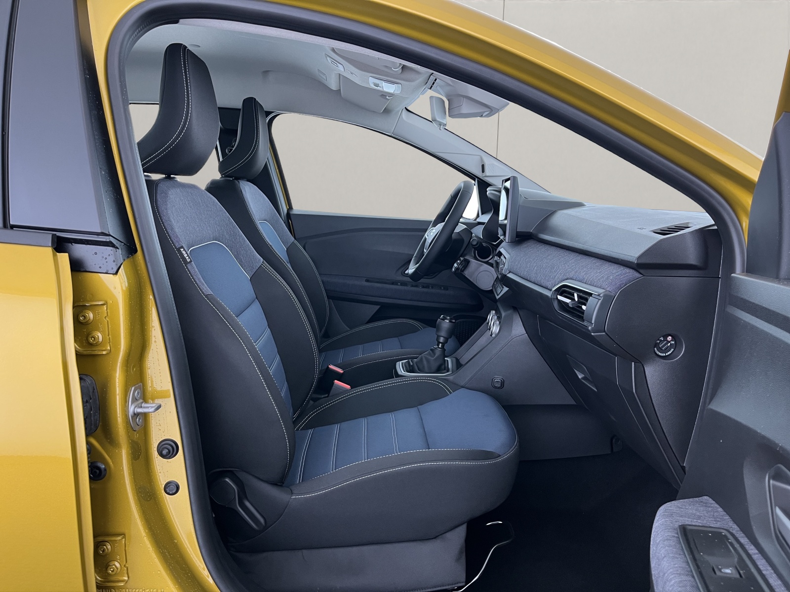DACIA Sandero 1.0 TCe 100 Journey-image-15