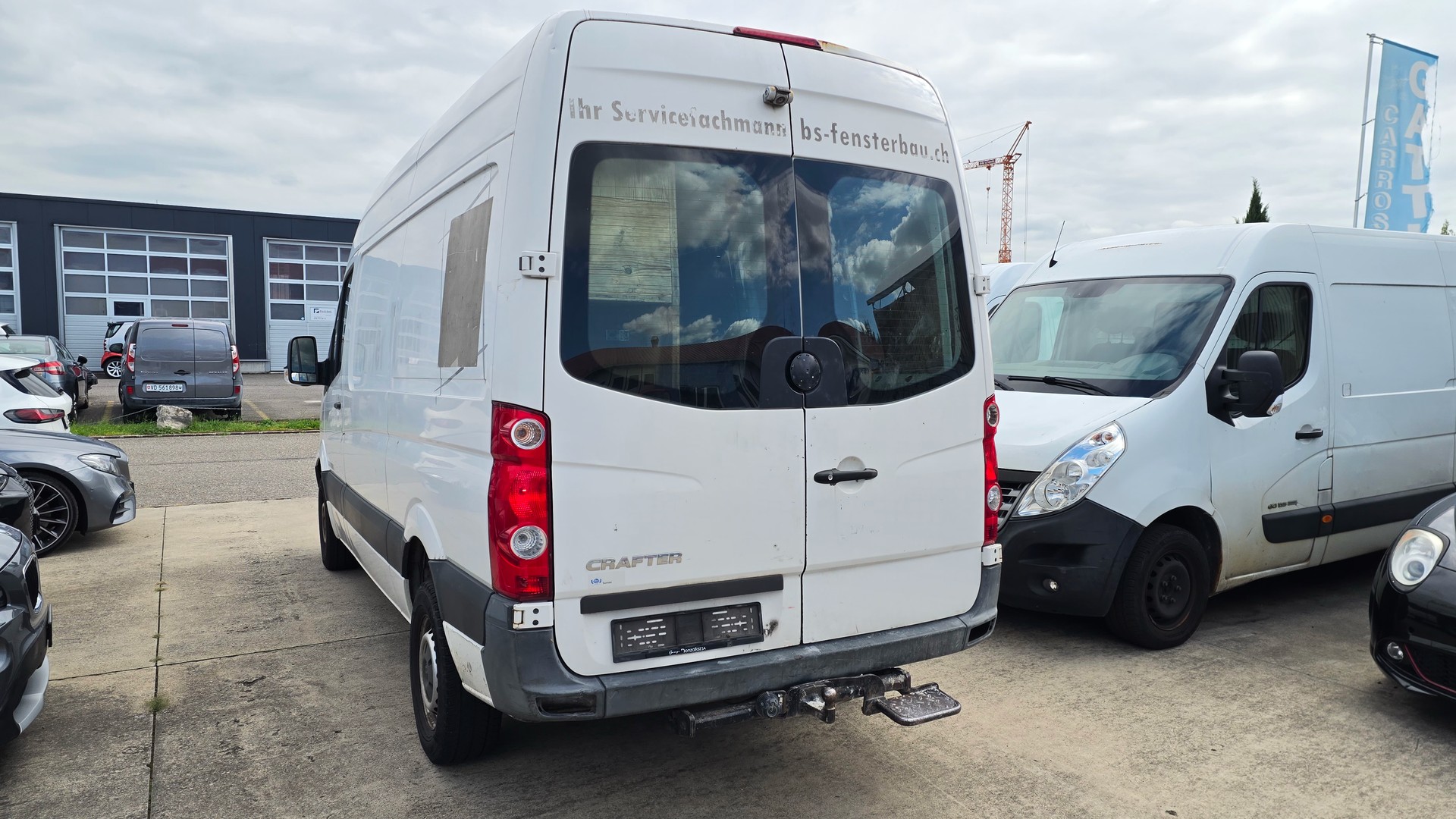 VW Crafter 35L 2.0 TDI CR-image-2