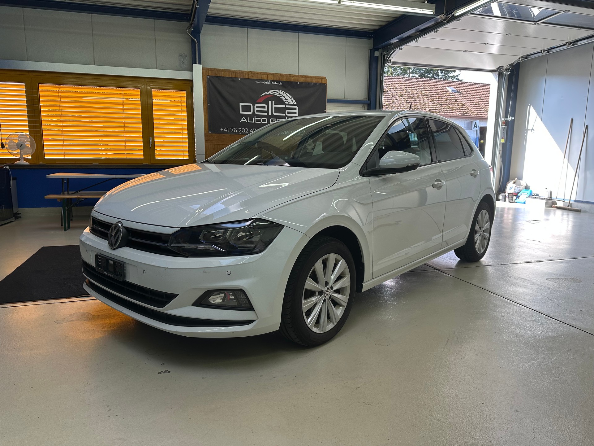 VW Polo 1.0 TSI BMT Trendline-image-0