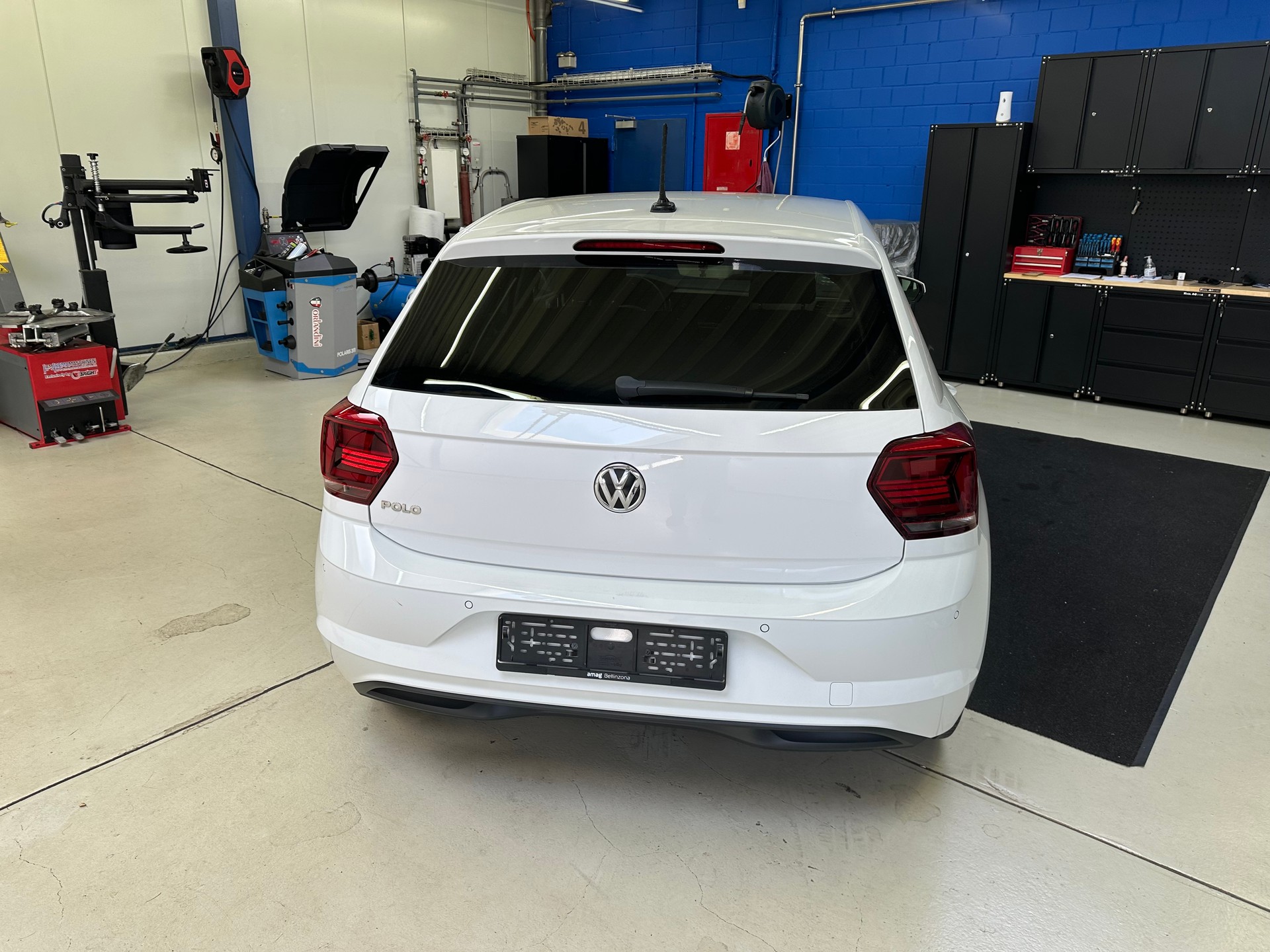 VW Polo 1.0 TSI BMT Trendline-image-4
