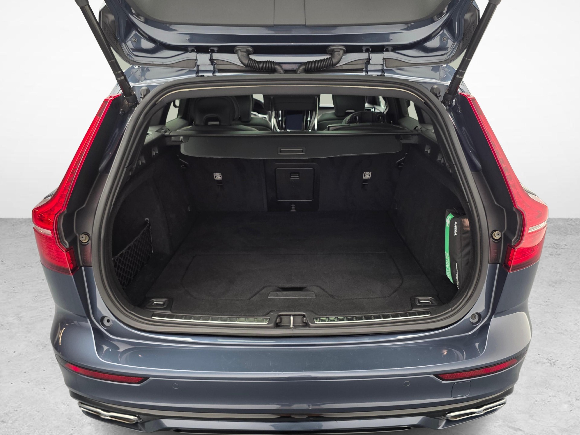 VOLVO V60 2.0 T6 TE R-Design eAWD-image-11
