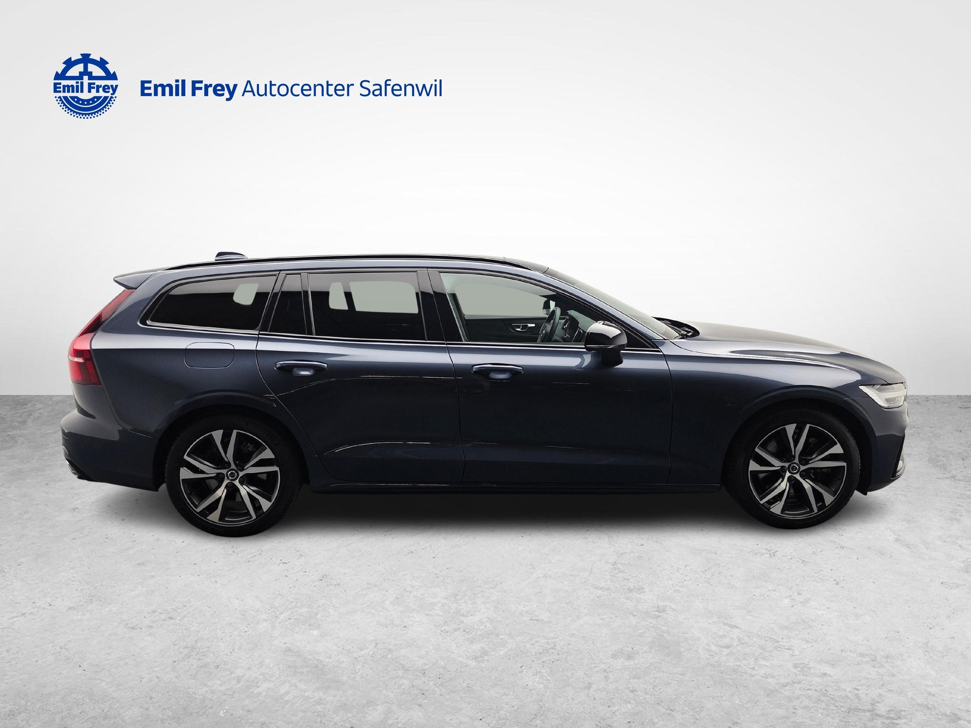VOLVO V60 2.0 T6 TE R-Design eAWD-image-5