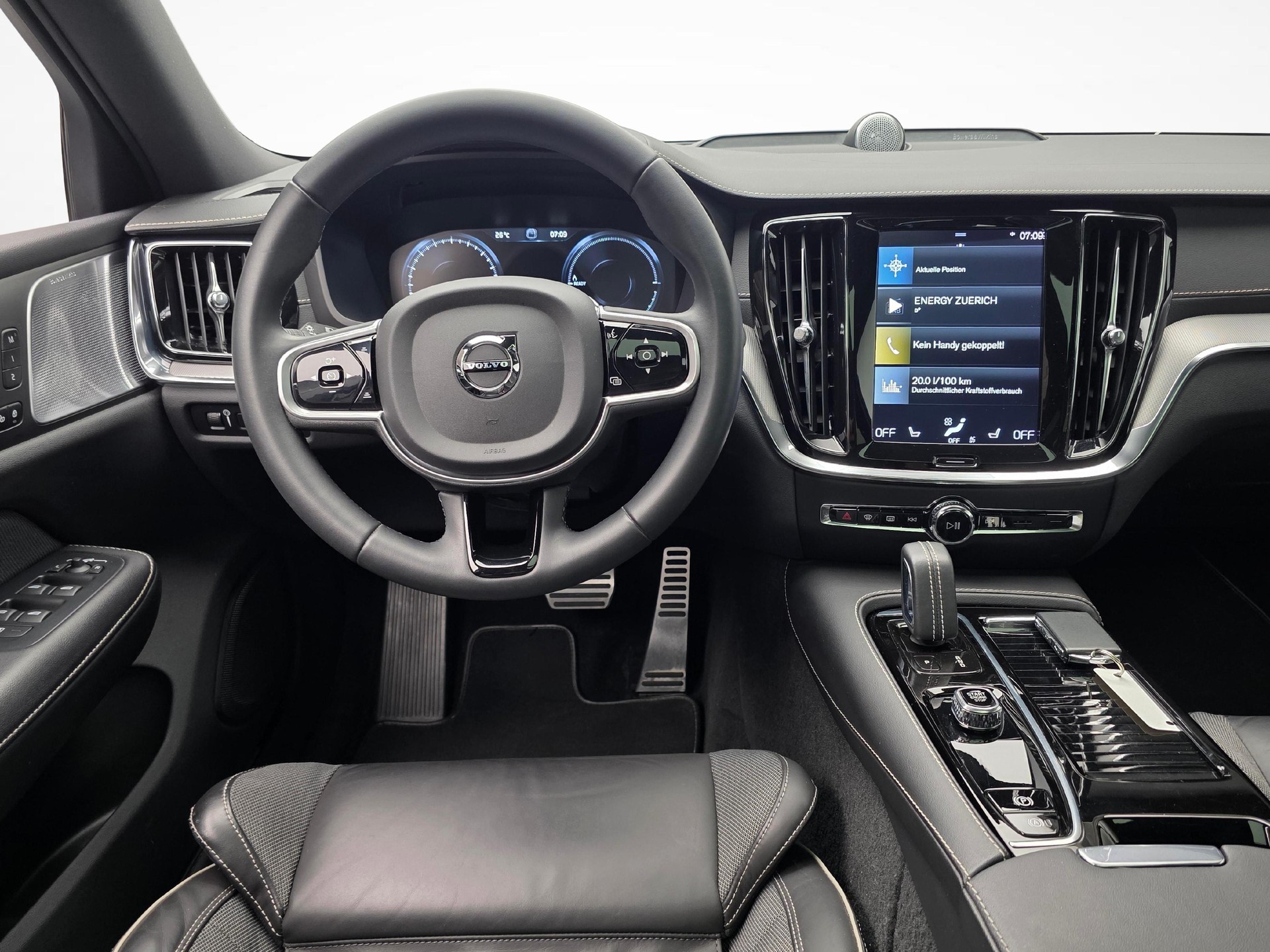 VOLVO V60 2.0 T6 TE R-Design eAWD-image-12