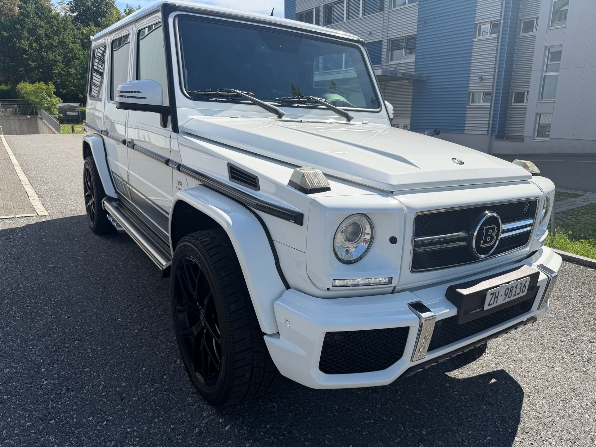 MERCEDES-BENZ G 63 AMG Automatic-image-0