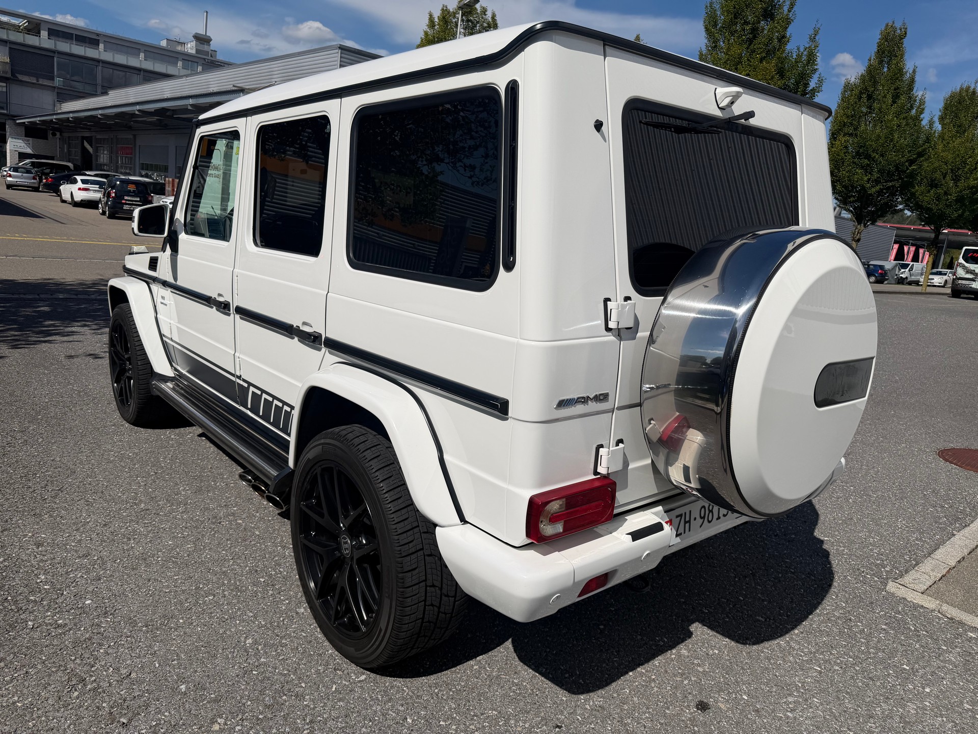 MERCEDES-BENZ G 63 AMG Automatic-image-3