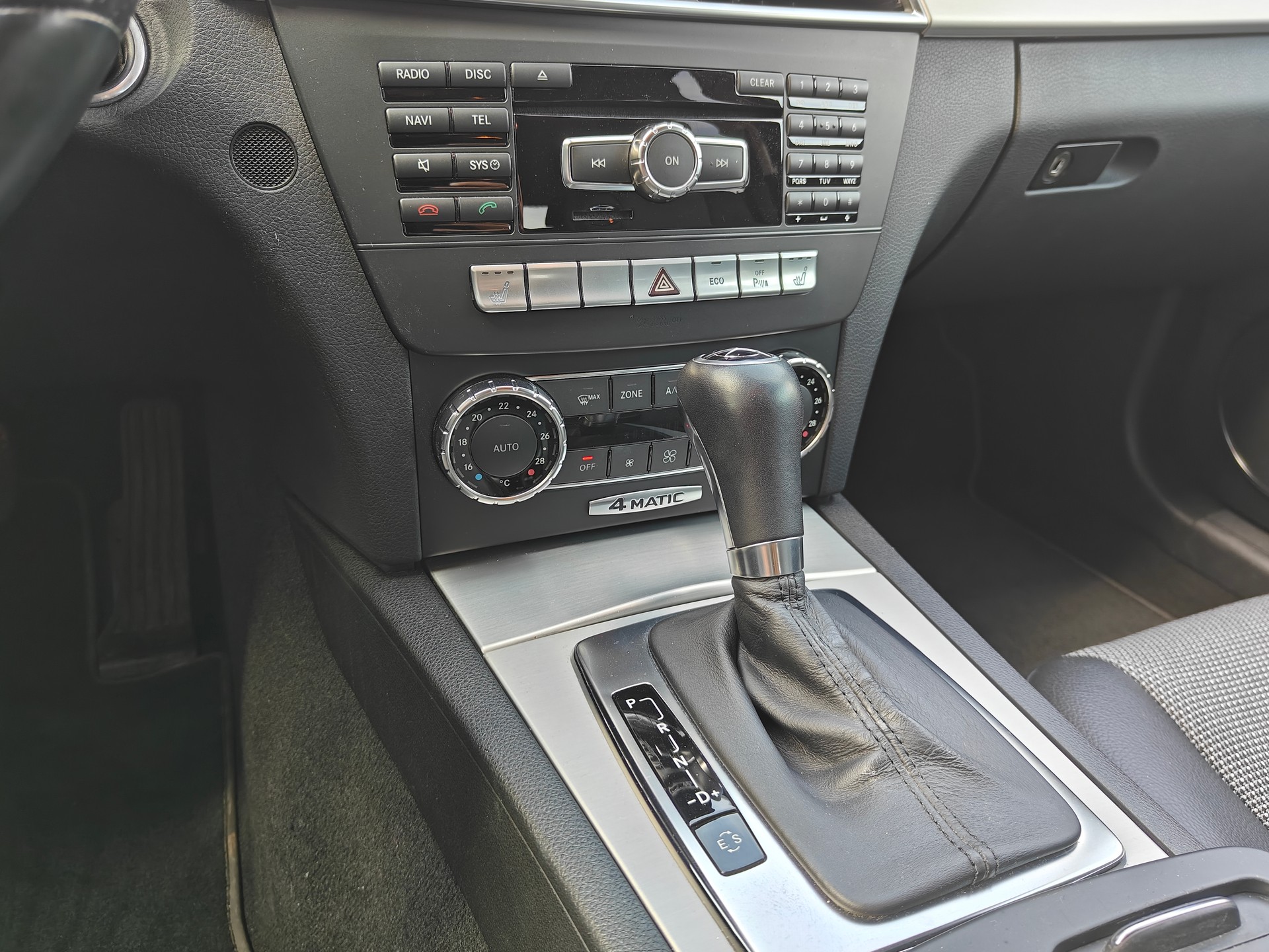 MERCEDES-BENZ C 250 CDI Avantgarde 4Matic 7G-Tronic-image-11
