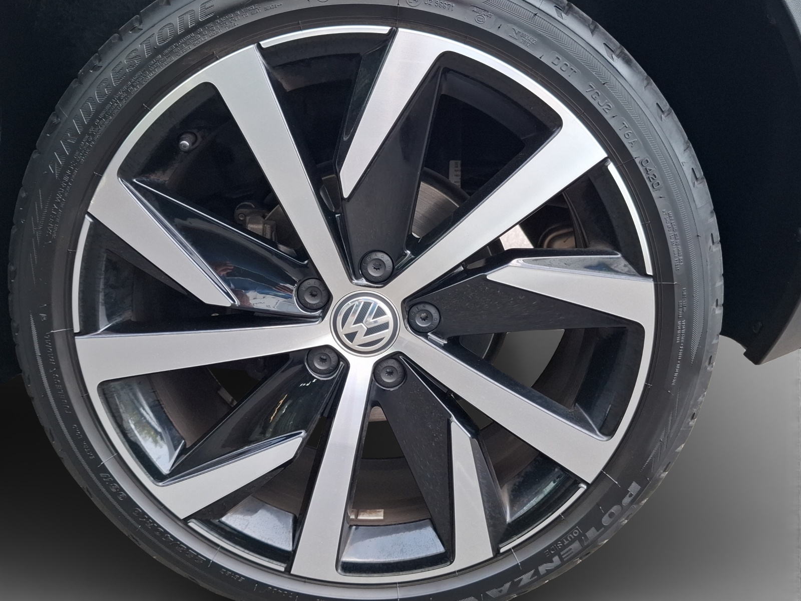 VW T-Roc Cabriolet 1.5 TSI EVO R-Line DSG-image-13