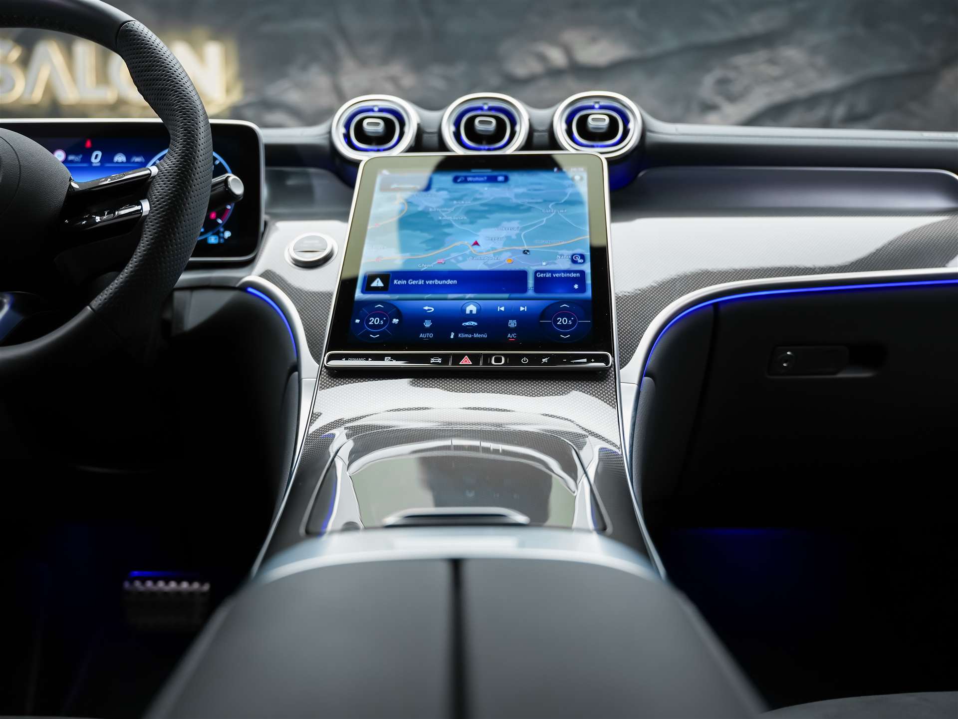 MERCEDES-BENZ GLC 300 d AMG Line 4matic *Werksgarantie*Digital Light*360°Kamera*-image-17