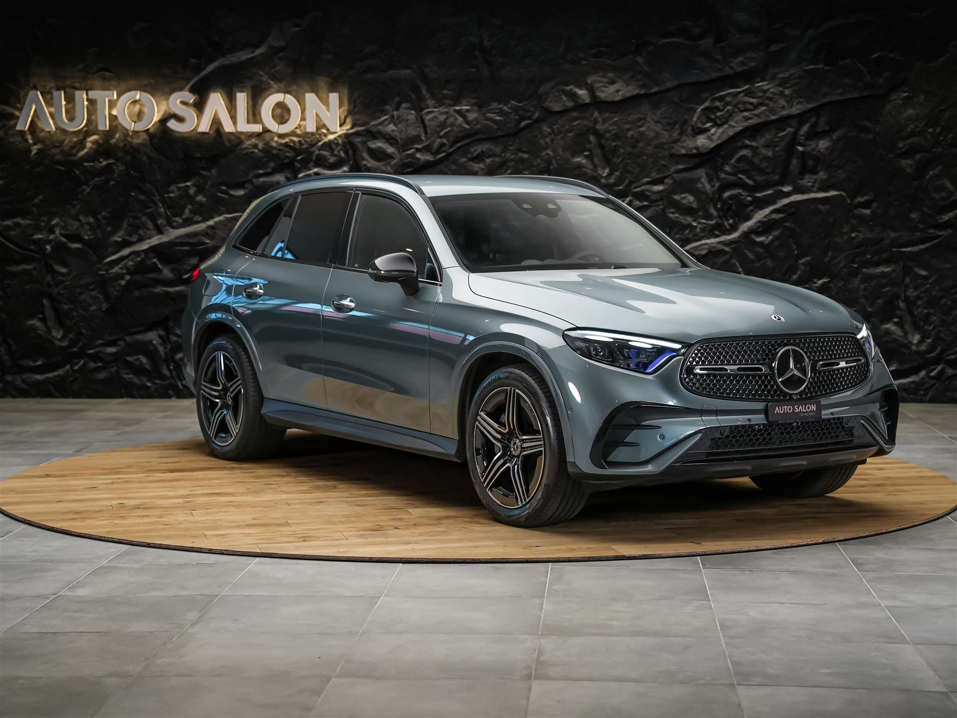 MERCEDES-BENZ GLC 300 d AMG Line 4matic *Werksgarantie*Digital Light*360°Kamera*-image-5