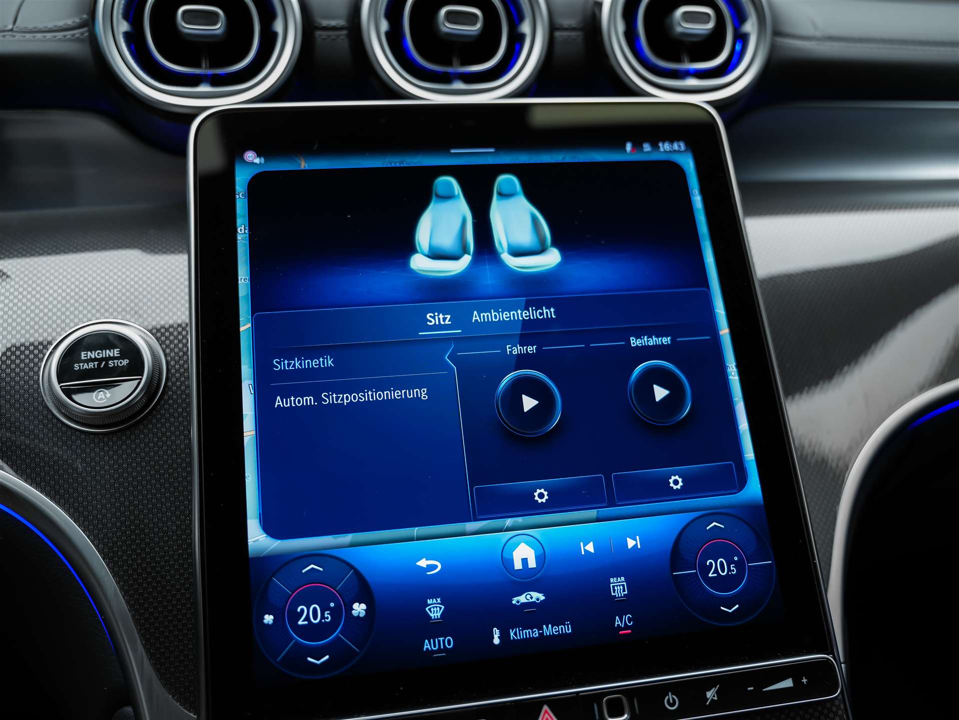 MERCEDES-BENZ GLC 300 d AMG Line 4matic *Werksgarantie*Digital Light*360°Kamera*-image-31