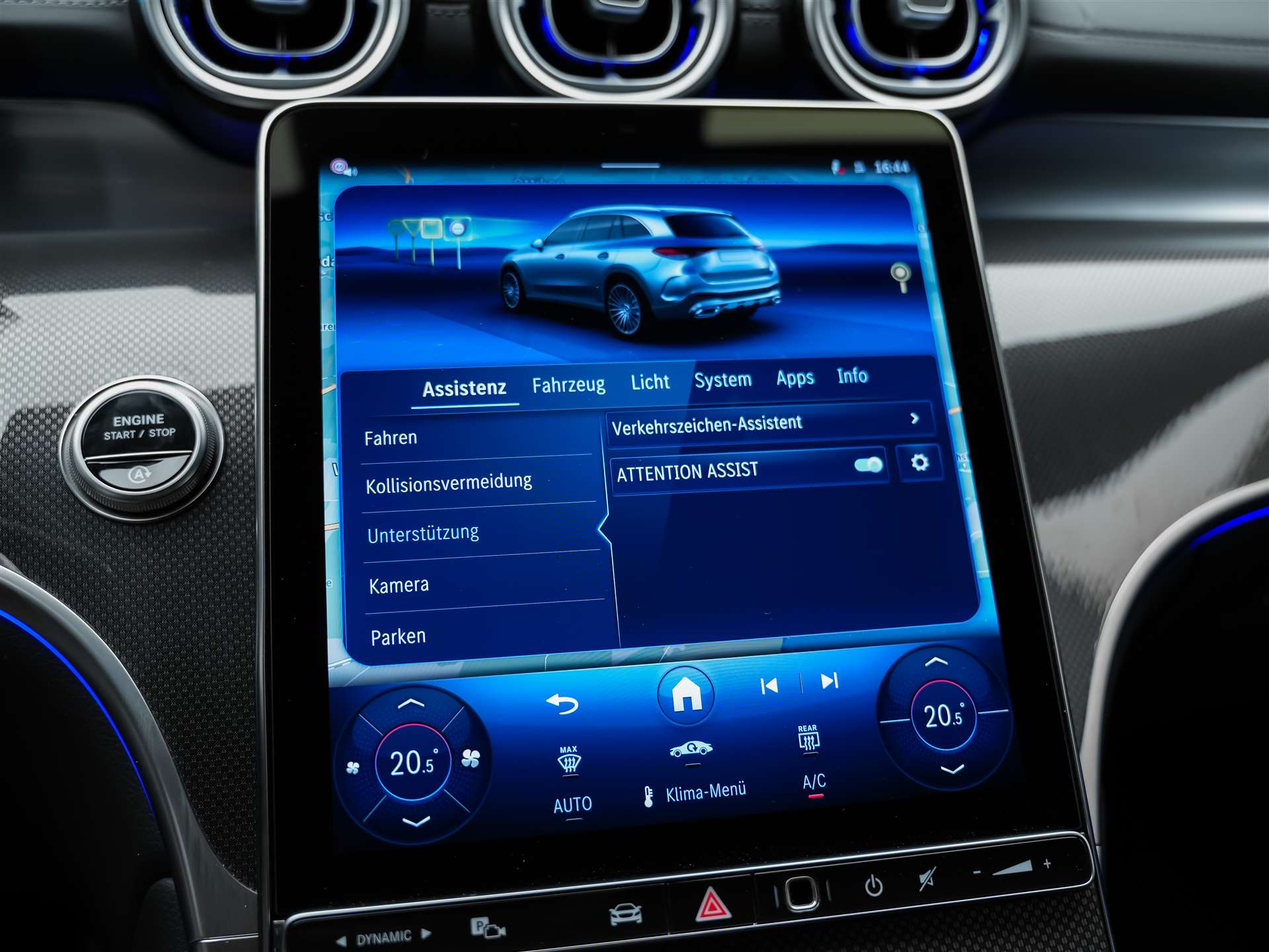 MERCEDES-BENZ GLC 300 d AMG Line 4matic *Werksgarantie*Digital Light*360°Kamera*-image-36