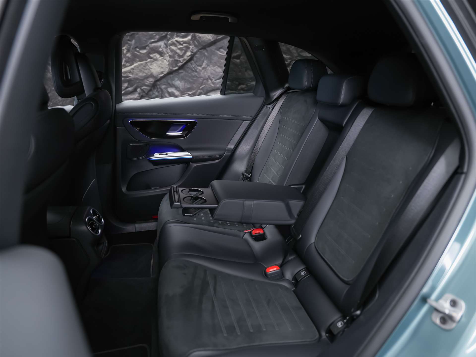 MERCEDES-BENZ GLC 300 d AMG Line 4matic *Werksgarantie*Digital Light*360°Kamera*-image-14