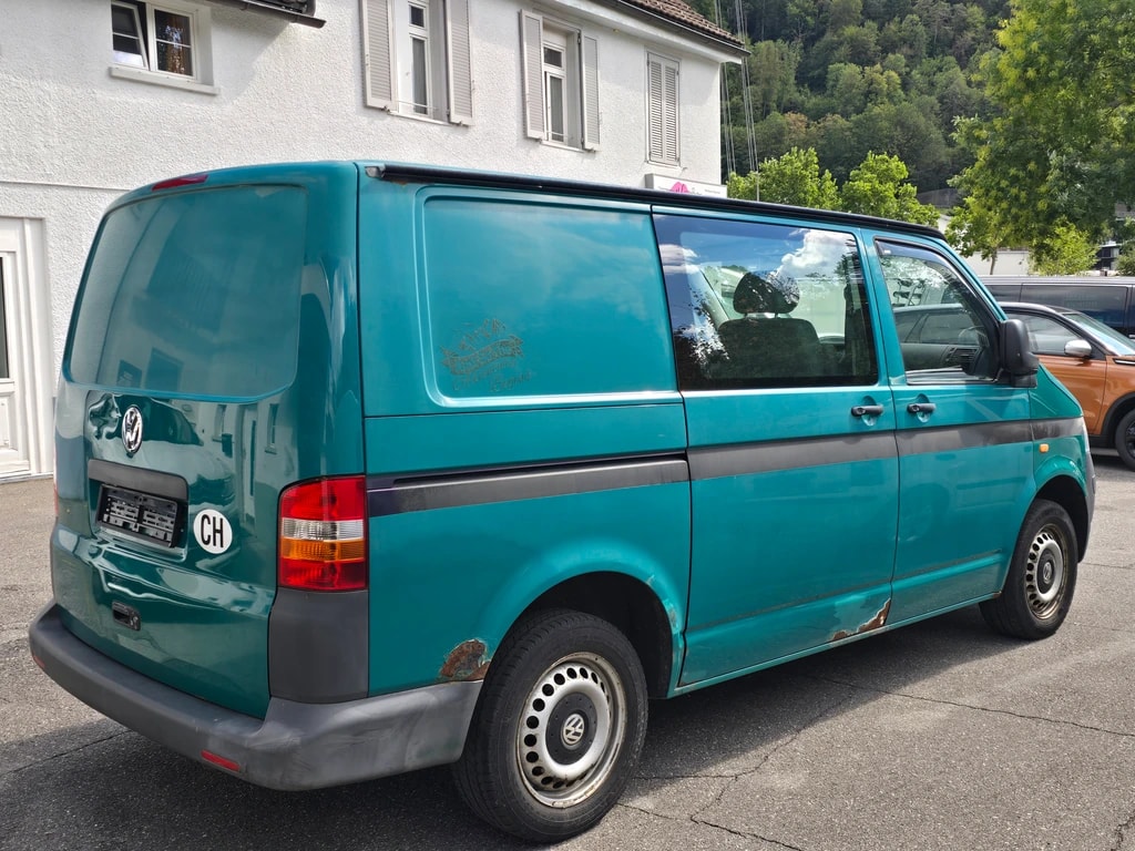 VW TRANSPORTER 1.9TDI 102PS-image-4