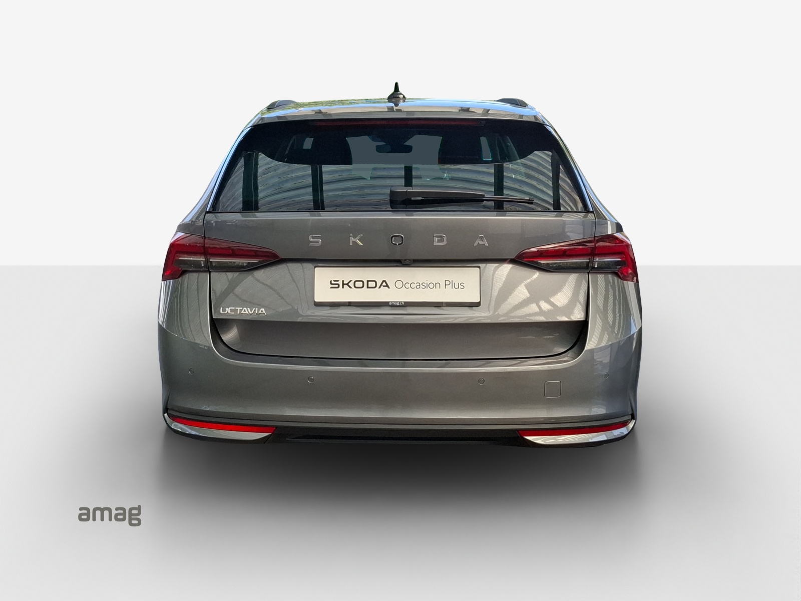 SKODA Octavia Combi 1.5 TSI mHEV DSG Dynamic-image-3