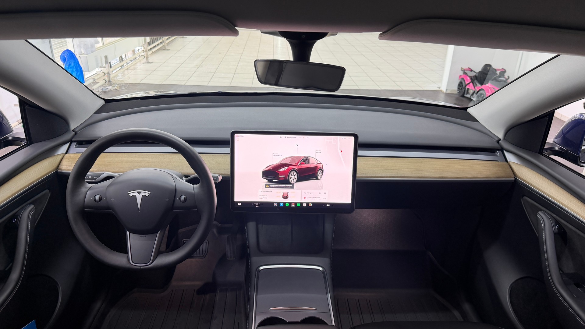 TESLA Model Y Long Range-image-8