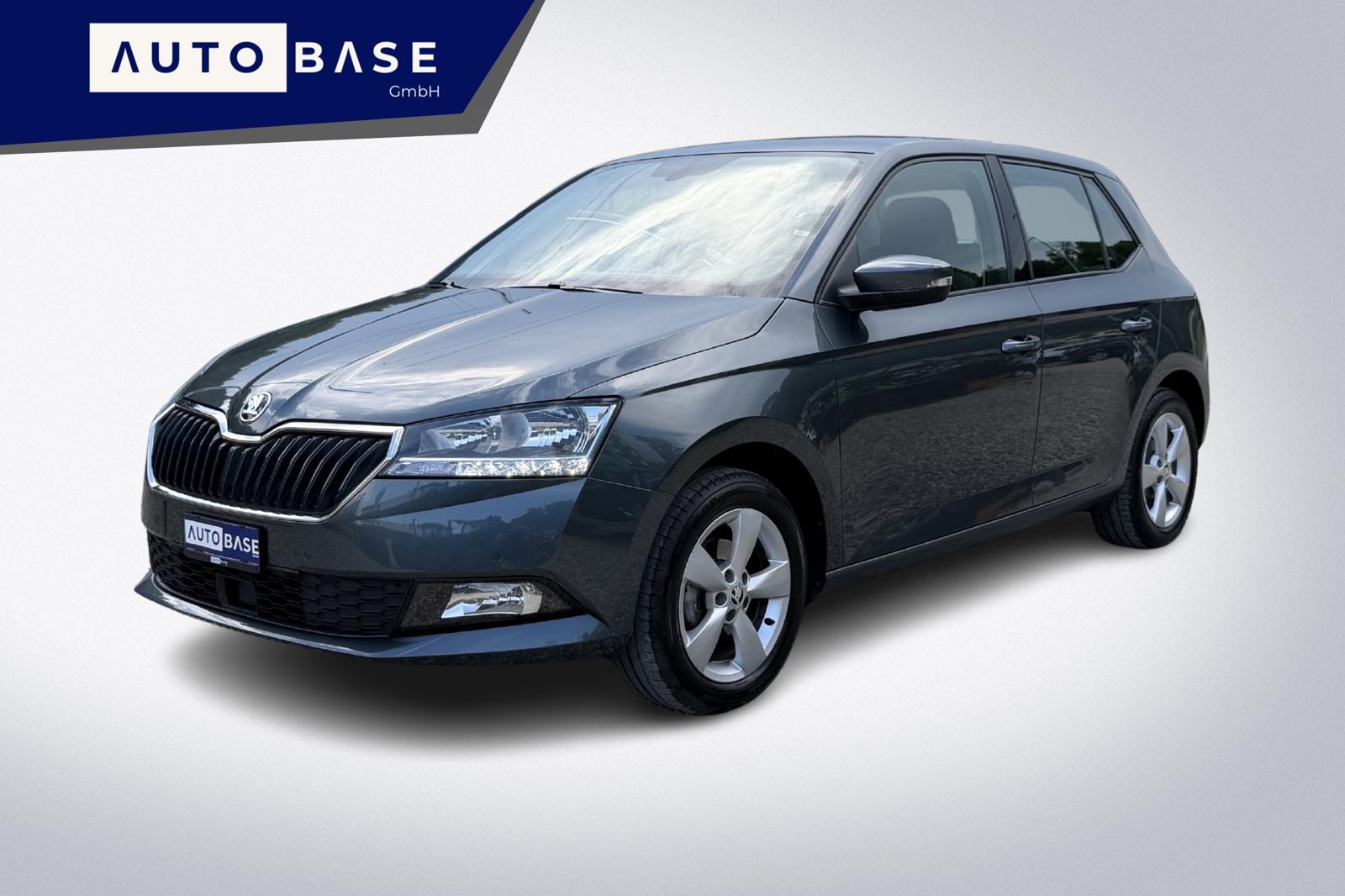 SKODA Fabia 1.0 MPI Ambition-image-0